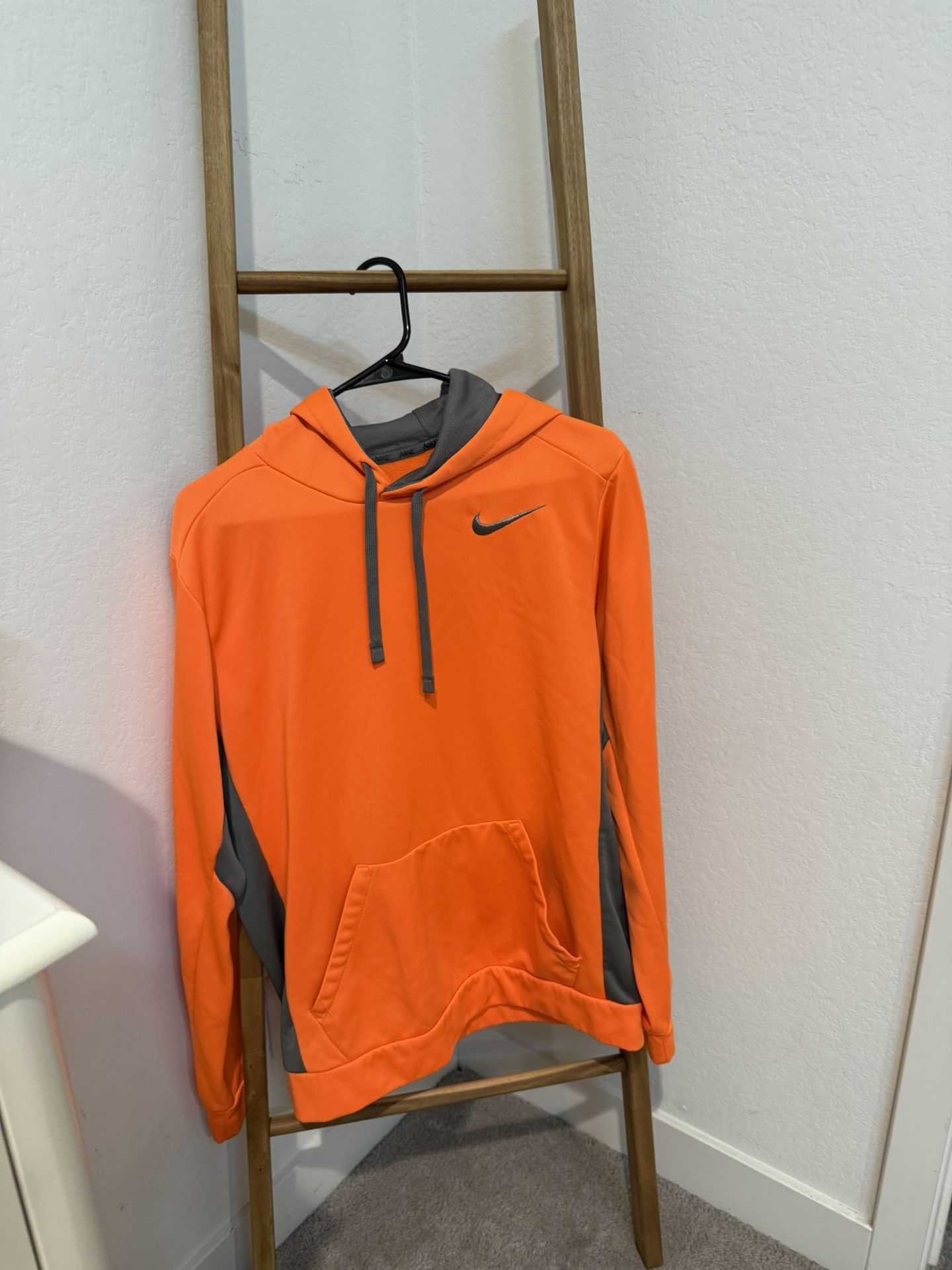 Nike Hoodie Therma Fit Medium
