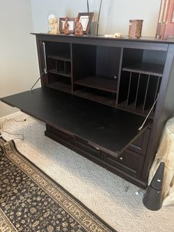 Desk/Hutch