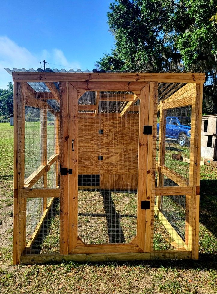 16x8 Walk-In Chicken Coop