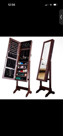 Jewelry mirror with lock and key