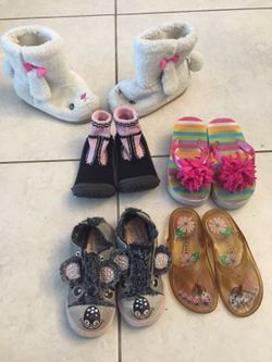Lot of Girl's Shoes size 10. Sketchers that Lights up, Skidder's and more.
