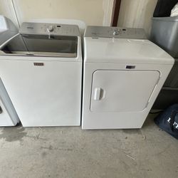 Maytag Washer And Dryer 