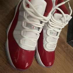 Jordan 11, Size 11, Cherry