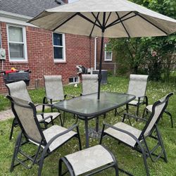 Patio Sets & 6 Chairs & 2 Ottoman And Umbrella 