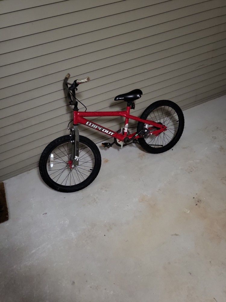 Wipeout boys bmx bike 16" inches