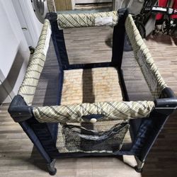 ✨ Portable Baby Playpen / Travel Crib – Easy Fold & Clean ✨