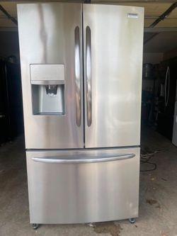 Refrigerator stainless
