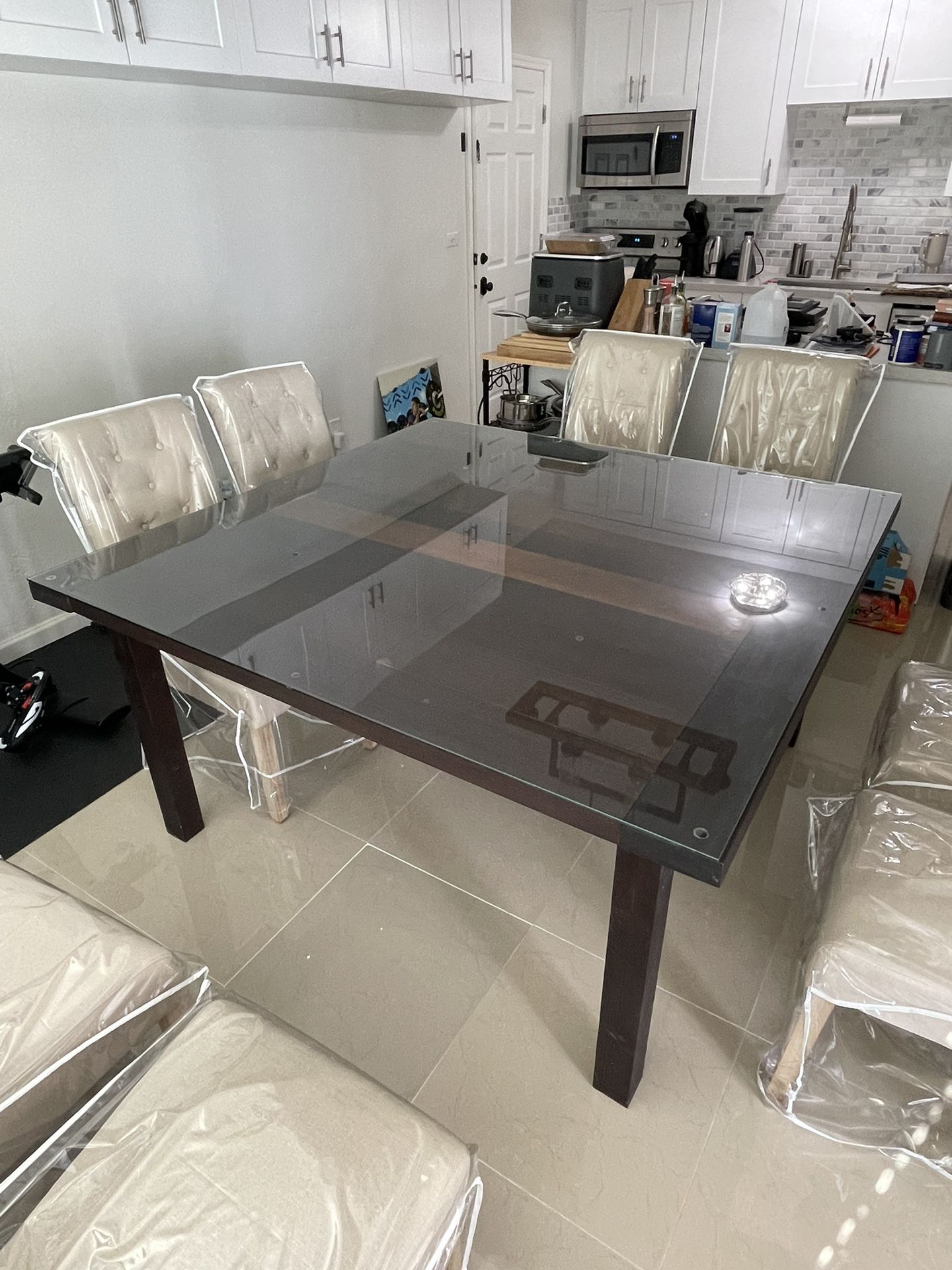 Dining Room Table 5’x5’