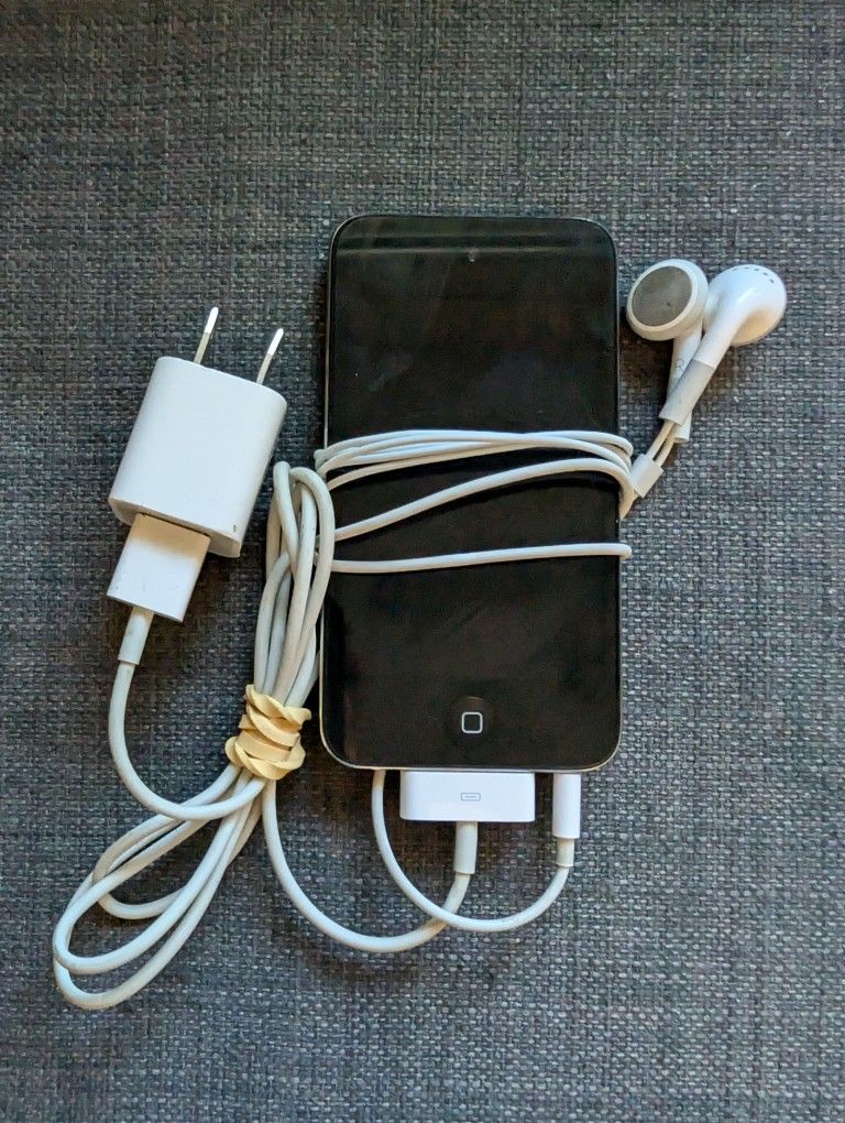 iPod Touch 4th Gen Generation 8GB