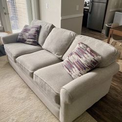 LAZBOY COLLINS SOFA W/ACCENT PILLOWS