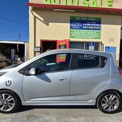 2015 Chevrolet Spark EV FWD 4 Door Hatch Back Electric