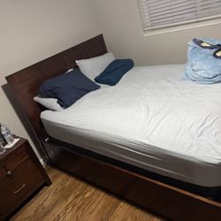•	Brown Queen Bedroom Set (Storage Bed + Bed Frame + Mattress + Dresser + Nightstand)