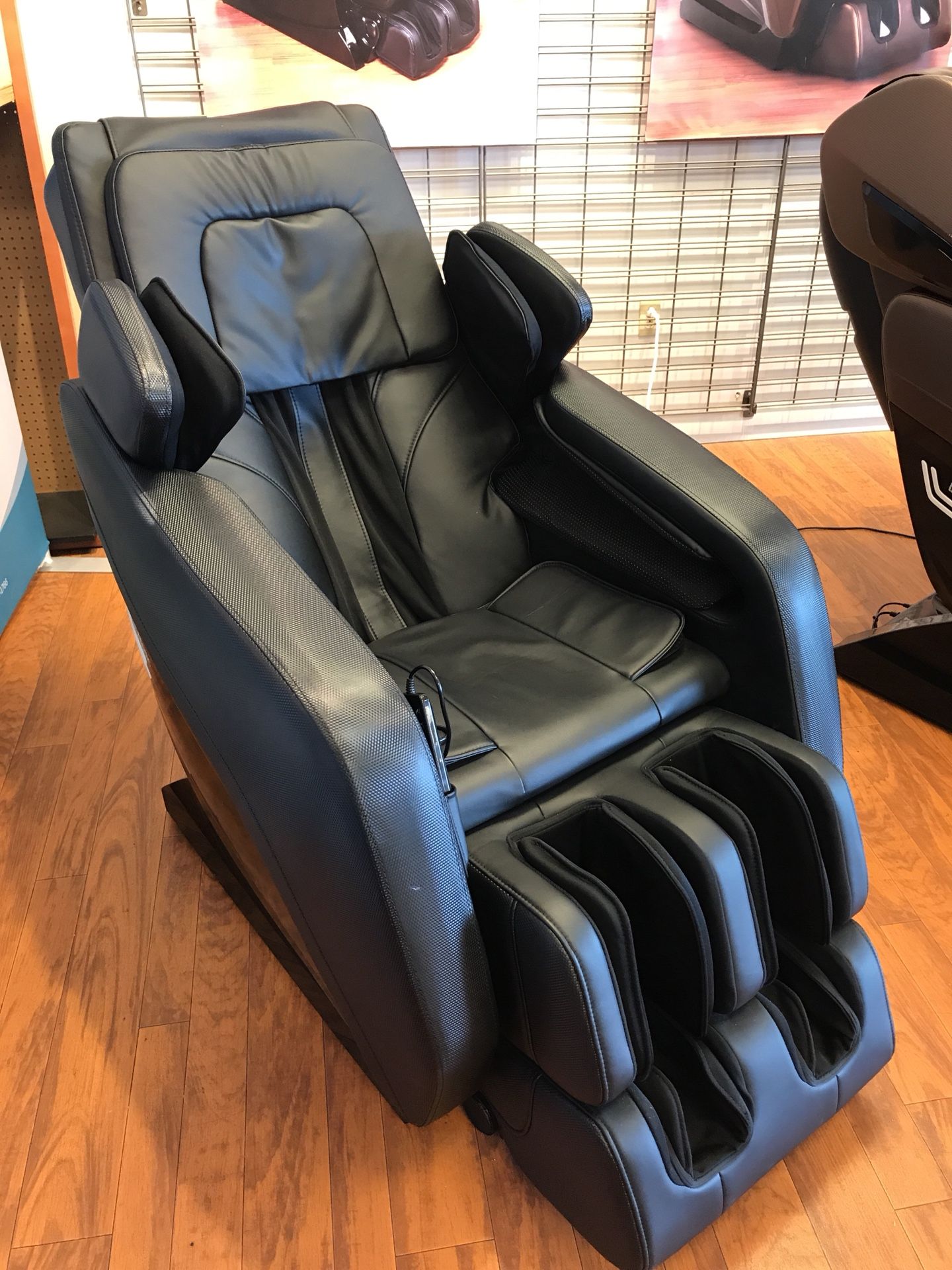 TruMedic MC-1000 Massage Chair