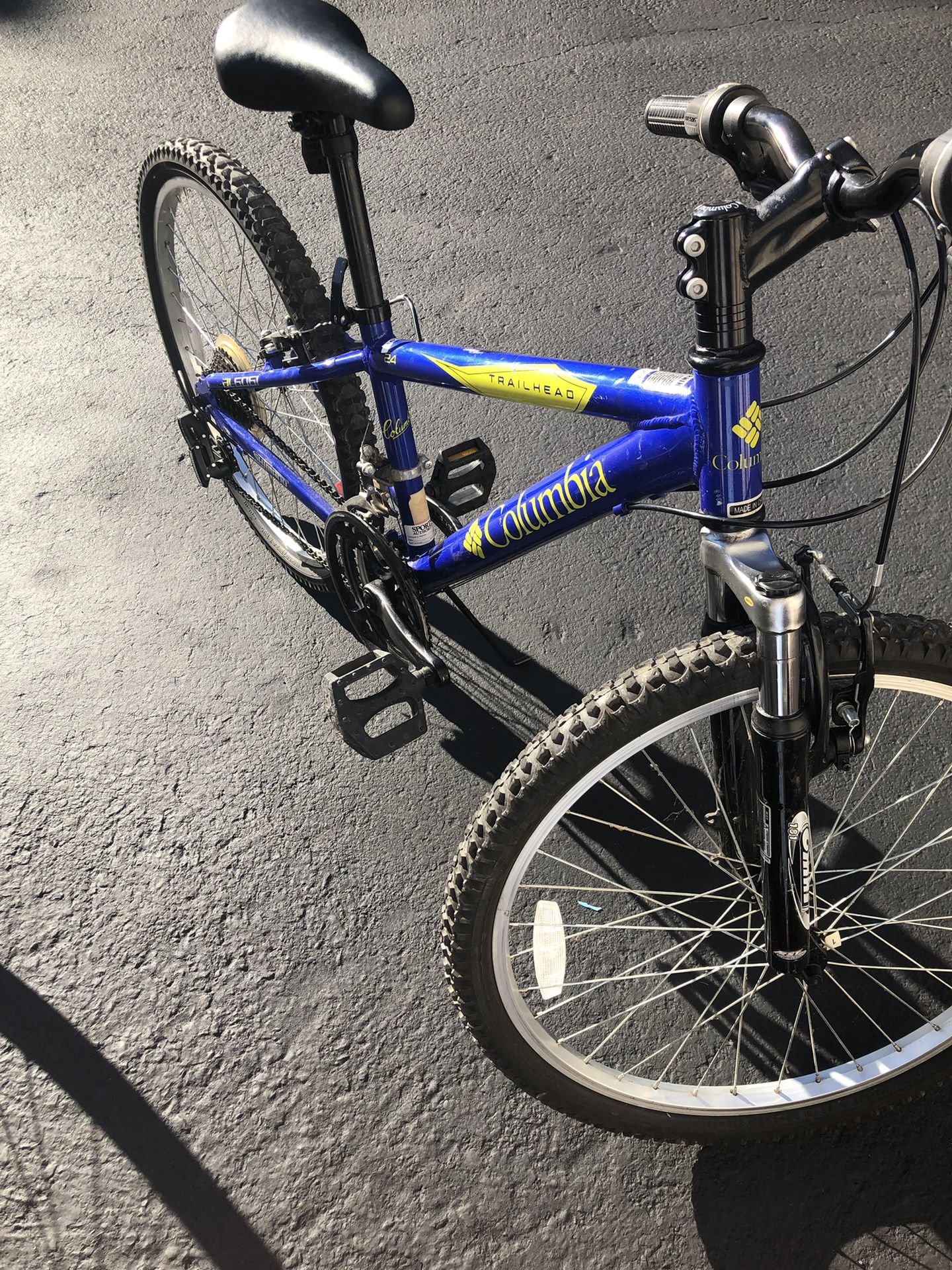Columbia Trailhead mountain bike. 