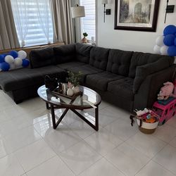 Sofa bed / couch with pull out bed / Ashley furniture sofa