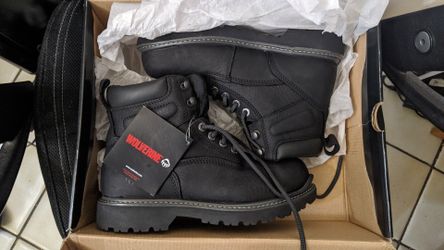 New Wolverine Steel toe boots size 6