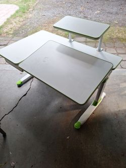 44x27 art / Drafting table  adjustable  hight