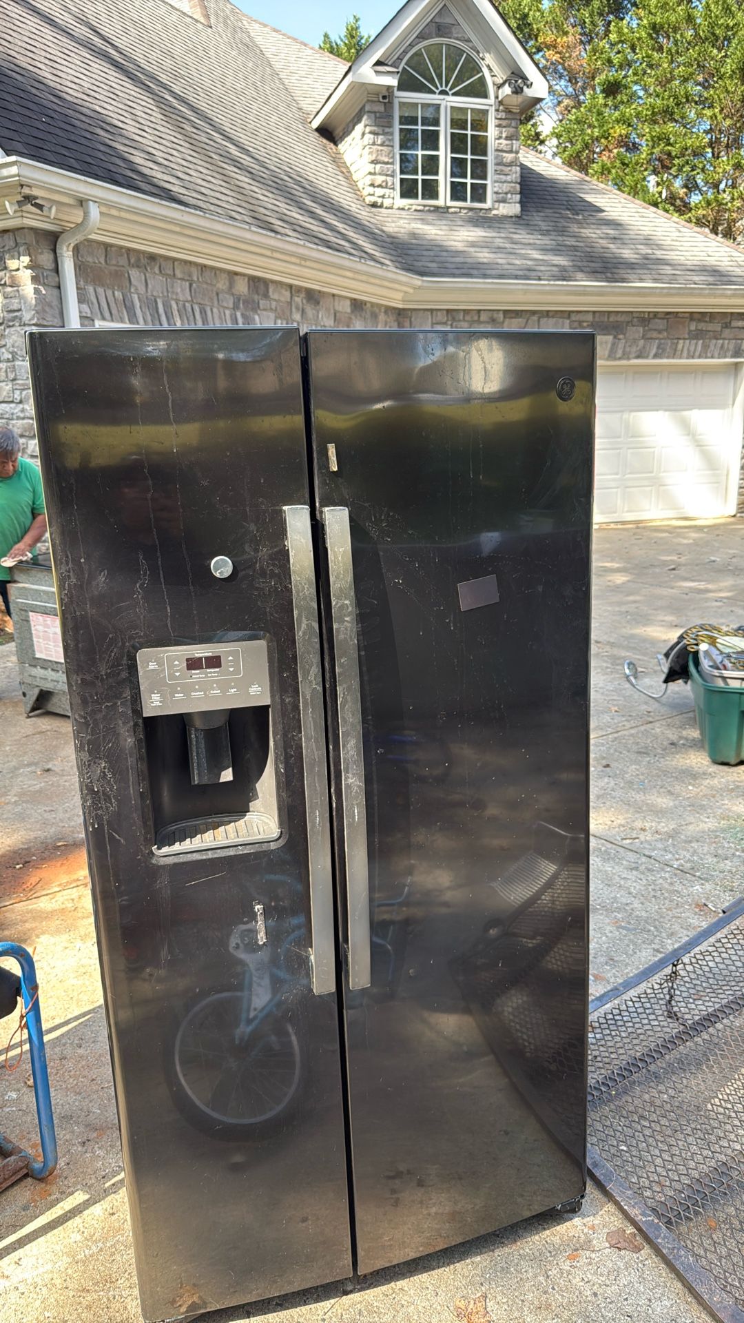 GE Refrigerator