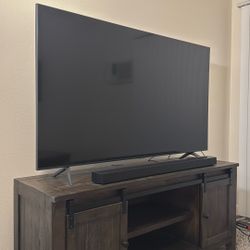 Samsung 4K UHD 65” TV