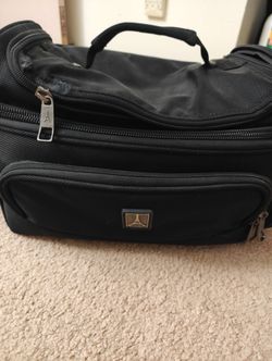 Travel pro lunch bag