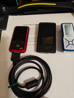 Vintage digital mp3 players