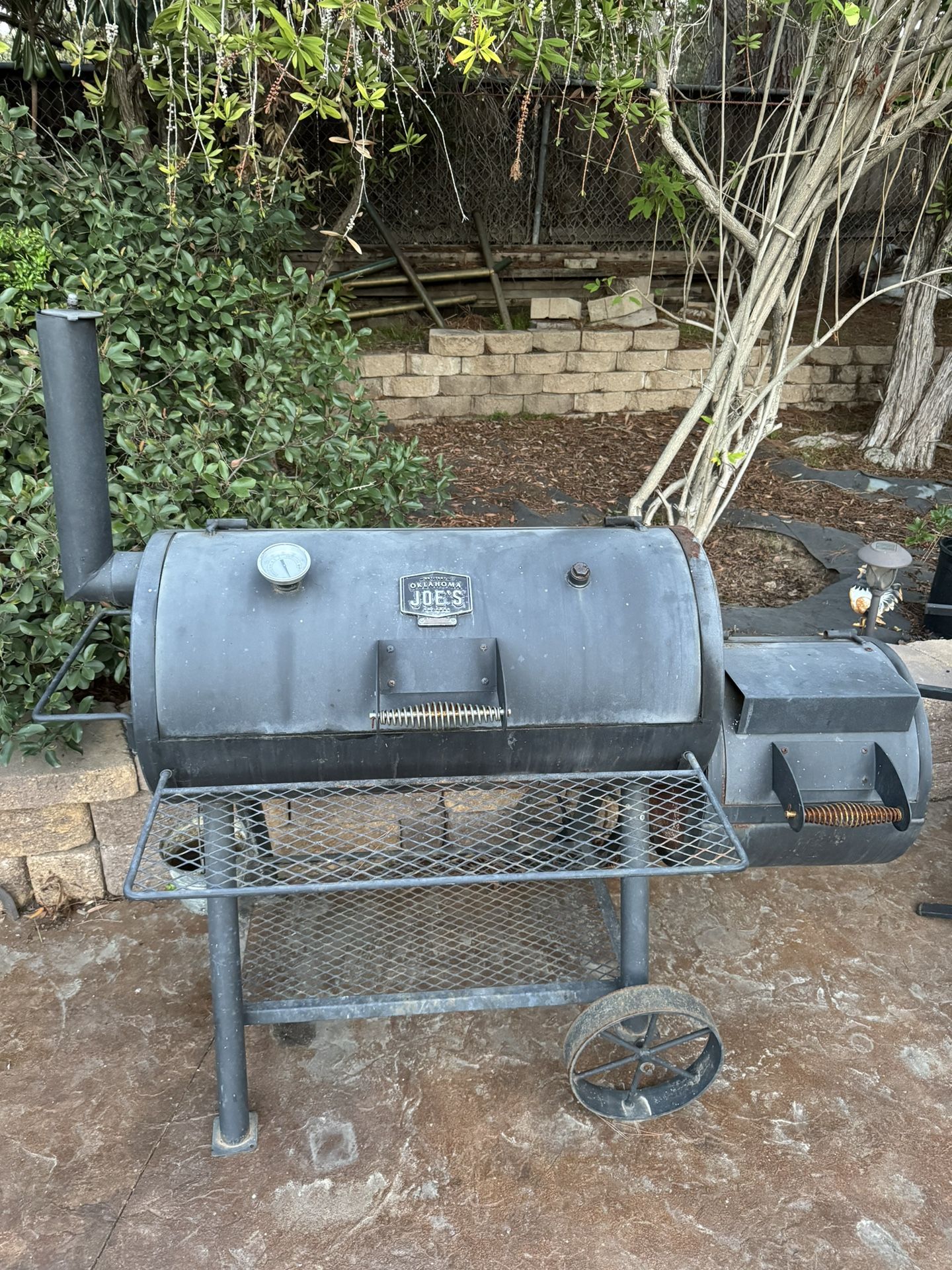 Oklahoma Joe’s Smoker Grill
