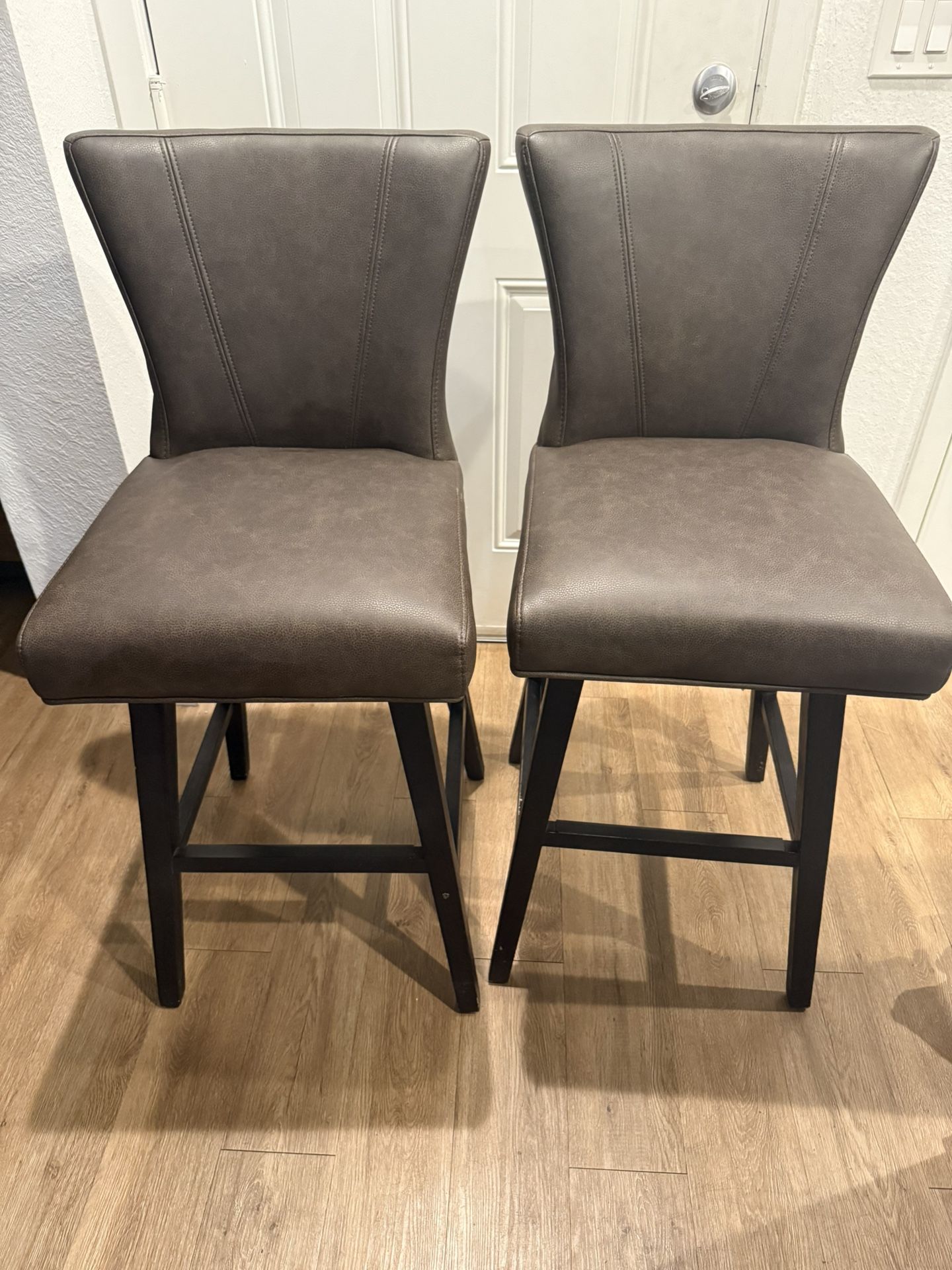 Swivel Bar Stool Chairs
