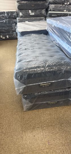 Twin xL Beautyrest Black Mattresses $250
