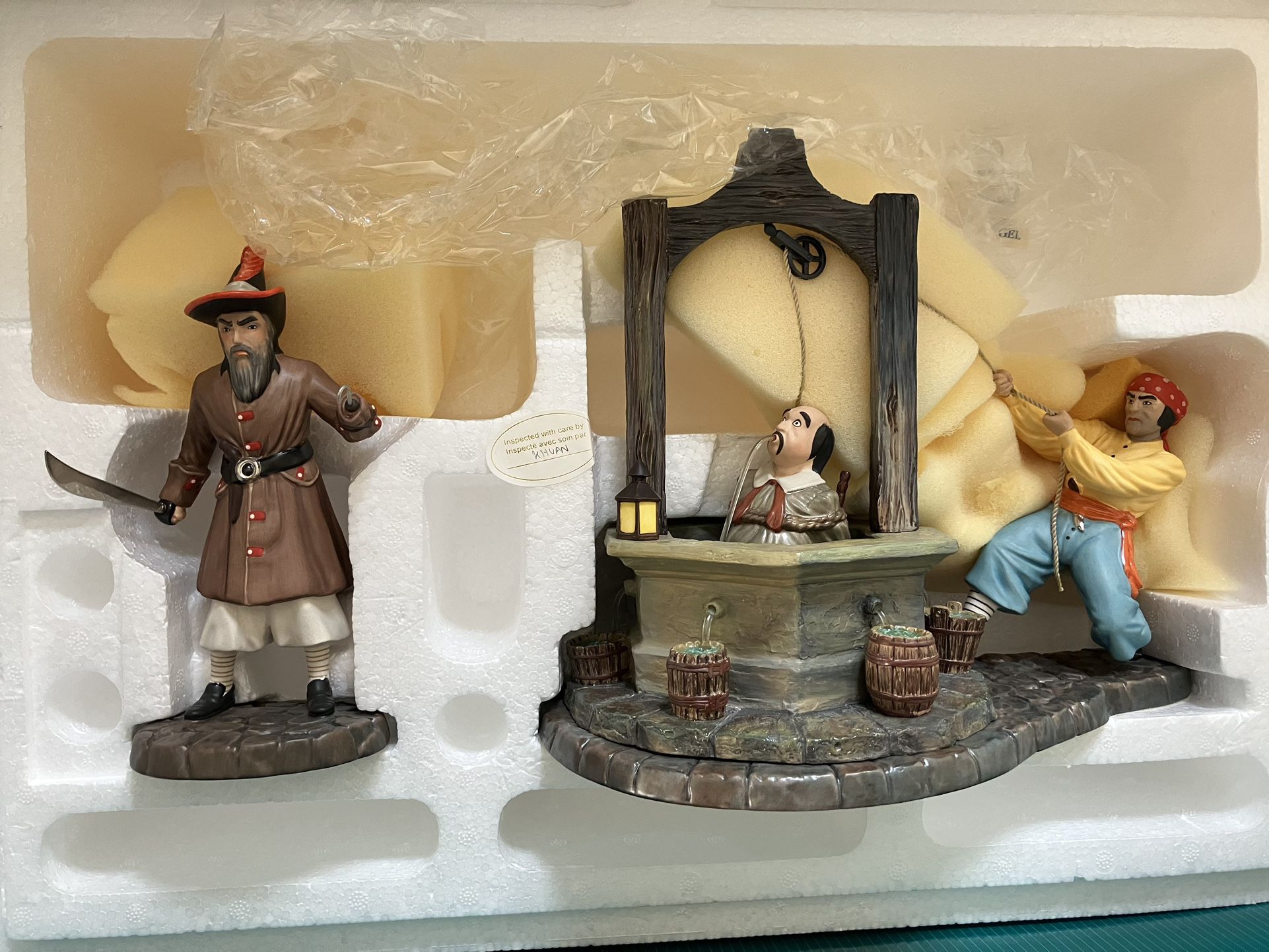 WDCC Pirates Of The Caribbean Well Scene Figurines Disney 