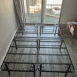 Queen Size Metal Bed frame