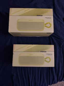 2 Bose SoundLink Plus Speakers, Citrus Yellow