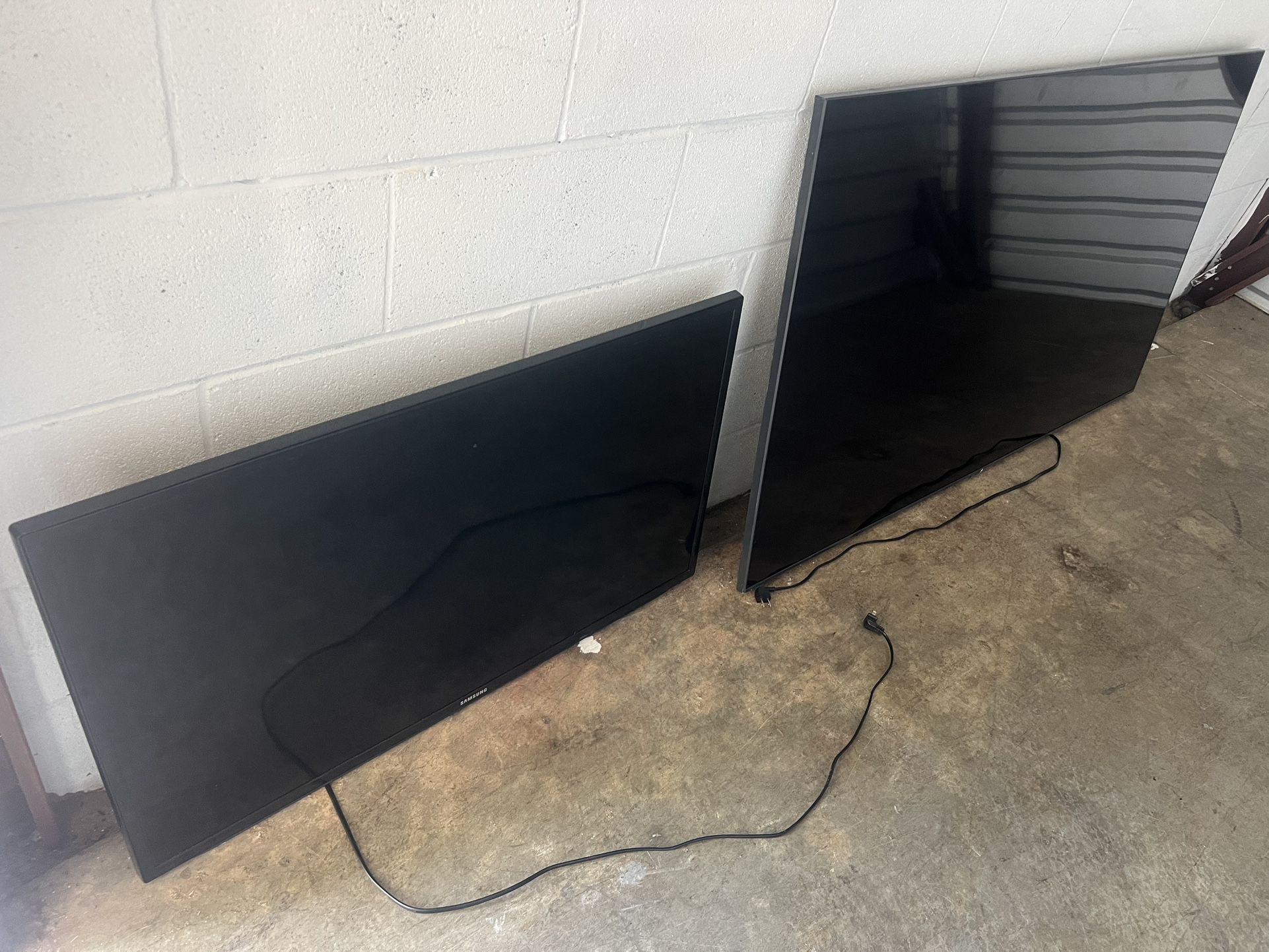 2 TVs For Price of 1 Samsung Smart