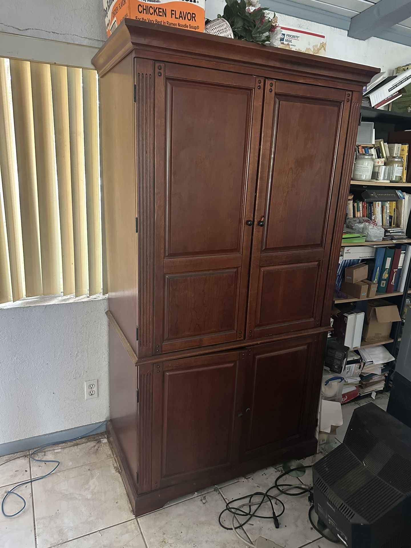 Computer Cabinet