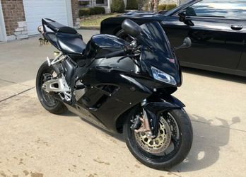 2ÕÔ4 Honda CRB1000RR Muscle motorcycle For Sale