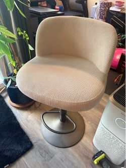 Comfortable office or bar chair