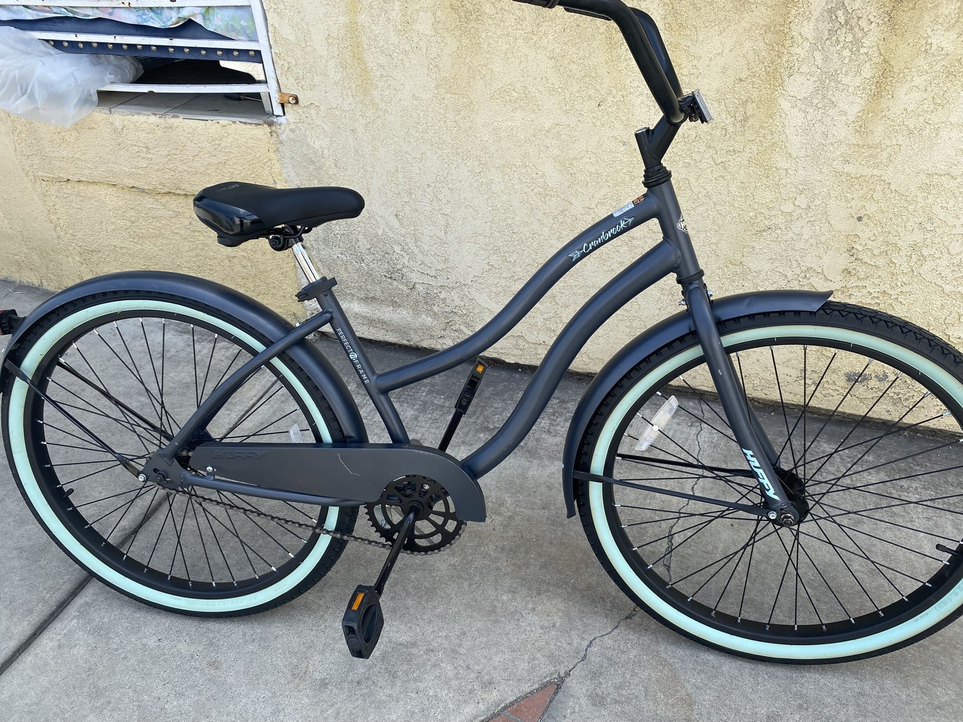 Beach Cruiser Bike Like New
