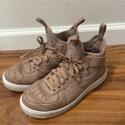 Nike Air Force 1 Women’s Ultraforce Mid sneaker 864025-203 Size 7 Brown