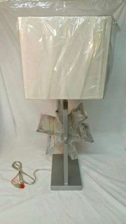 New in box table lamp with picture frames