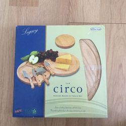 New-Wood Cutting Board & Tool Set 🔪