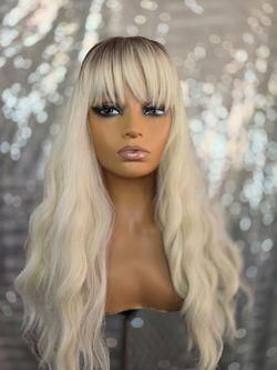 Platinum blonde ombre synthetic hair wig with bangs  new 24"