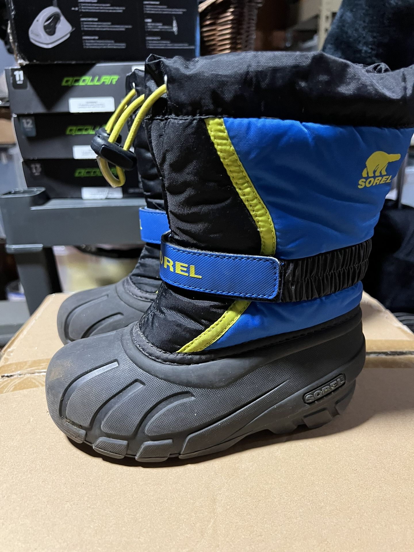 Sorel Kids Snow Boots (size 12)