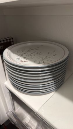 Nortitake plate set