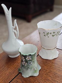 3  Small Porcelain Vases,Collectable never used $5.00 ea