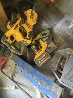 Dewalt Battery And Dewalt Hammer Drill Combo