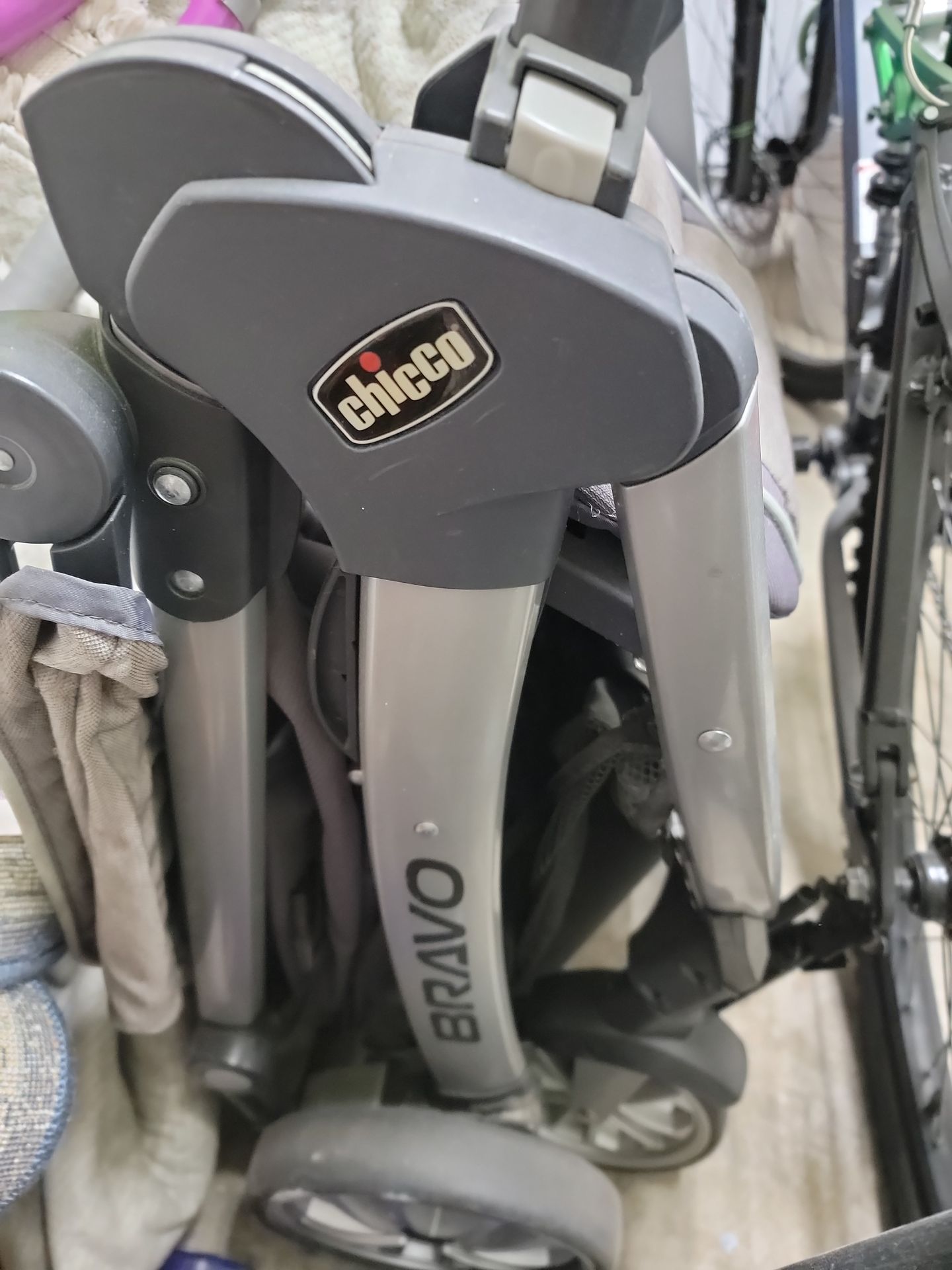 Stroller chico, $70 with carseat $100