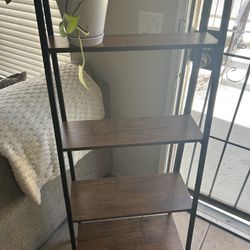 4 tier Shelf
