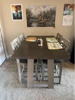 Dining room table