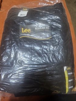 Lee Jeans For Sale For $20 Must Go Today And The Size Of Are 38×30