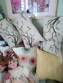 Set of three new pillows