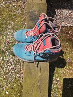 Columbia trekking shoe women 7